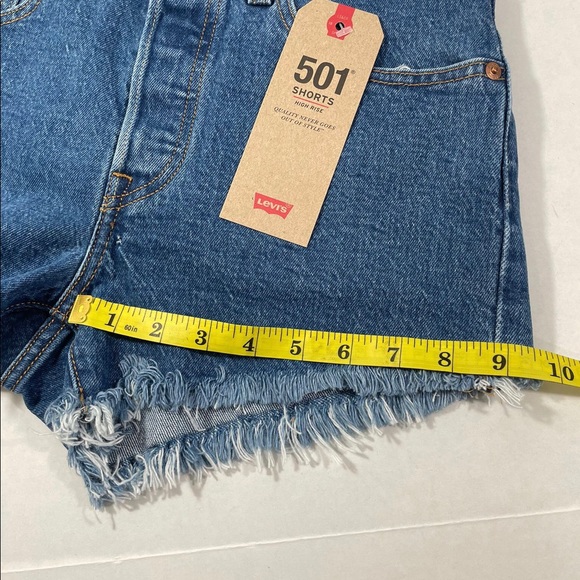 Levi’s 501 high rise shorts medium jive wash Sz 26 - Picture 10 of 14